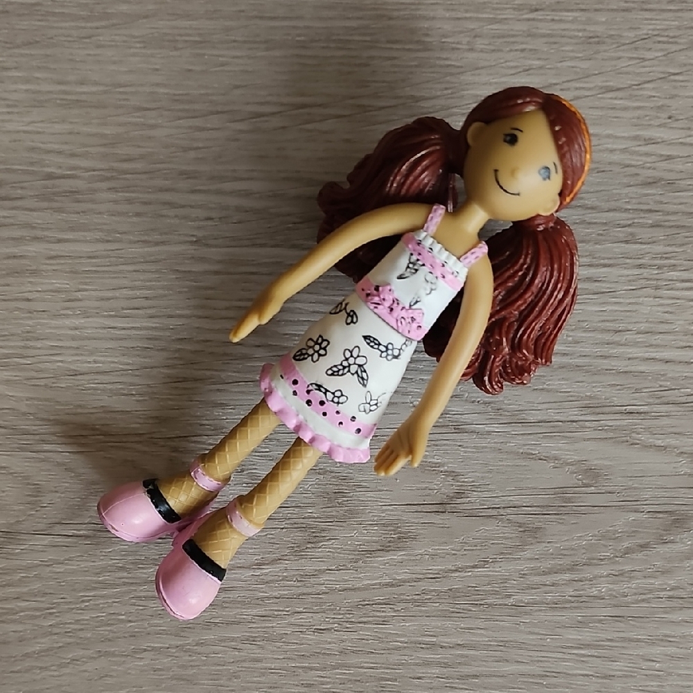 Y2K Groovy Girls Nicole Poseable‎ Moveable Mini 4" Figurine